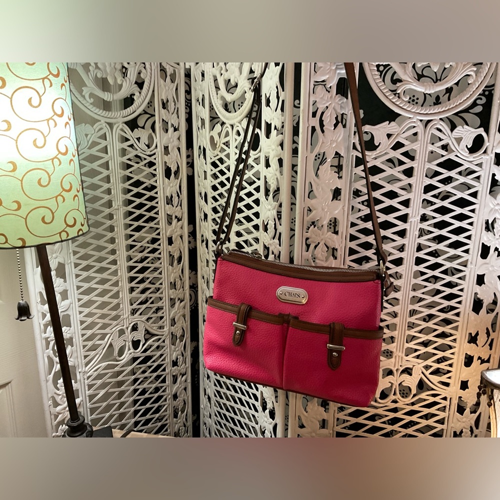 CHAPS CROSSBODY HANDBAG